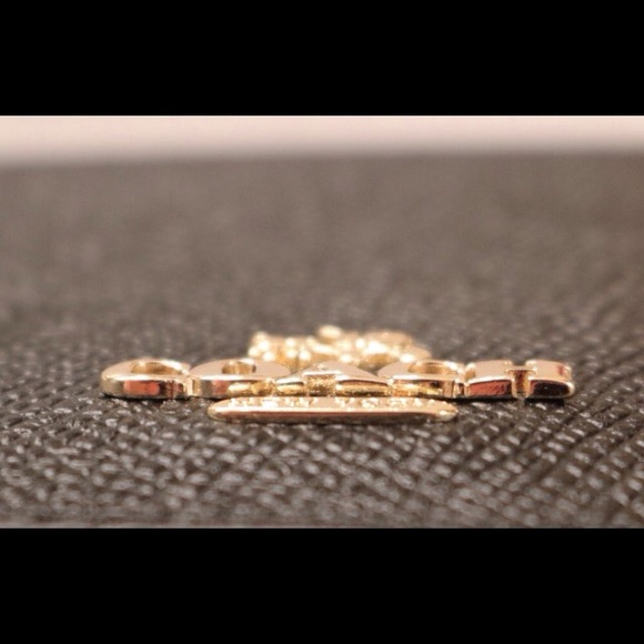 ♦️SOLD♦️NEW AUTHENTIC COACH Wallet. - Picture 6 of 6